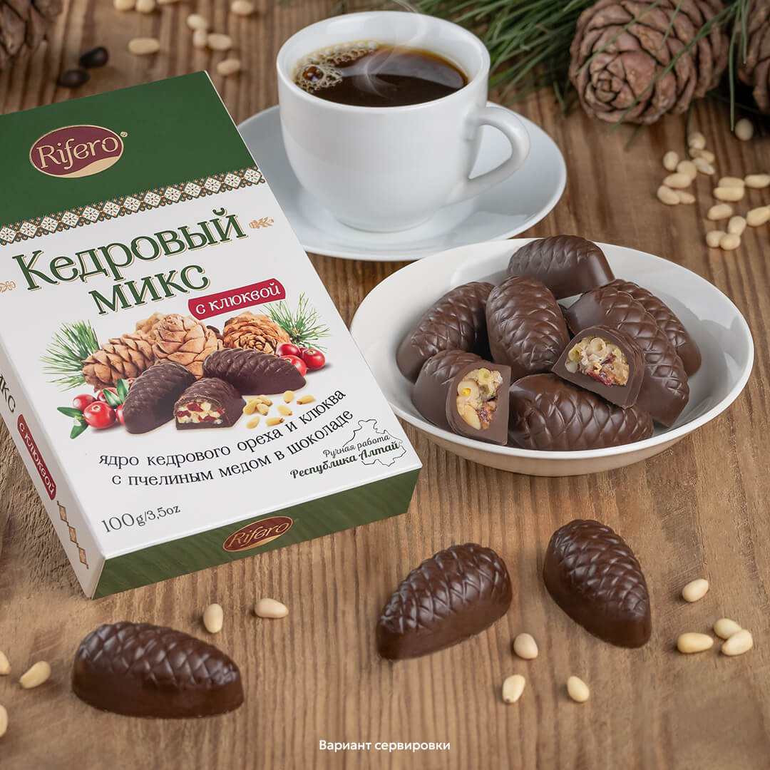 Конфеты шоколадные Кедровый микс с клюквой 100г.